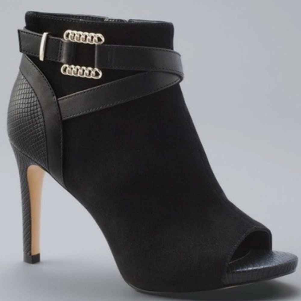 White House Black Market Everlyn Suede HH Shootie Sz 7.5
